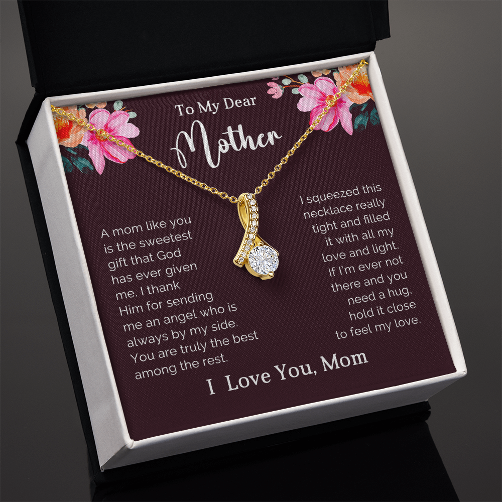 Alluring Beauty Pendant Necklace for Mother