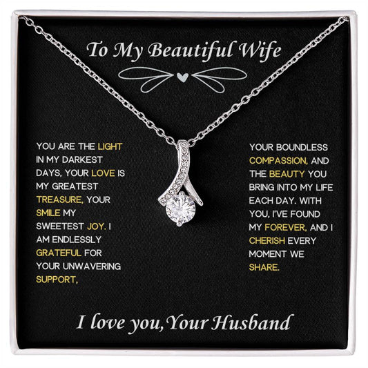 Alluring Beauty Wife Necklace