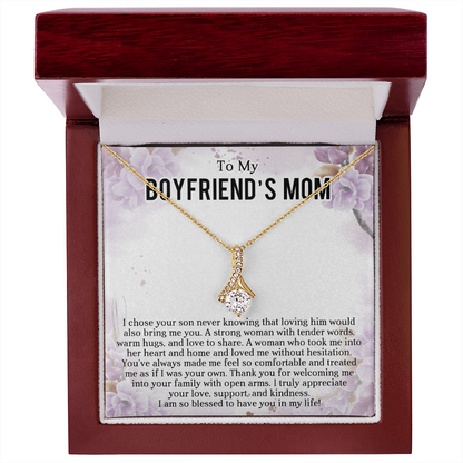 Boyfriend's Mom Gorgeous Pendant Necklace