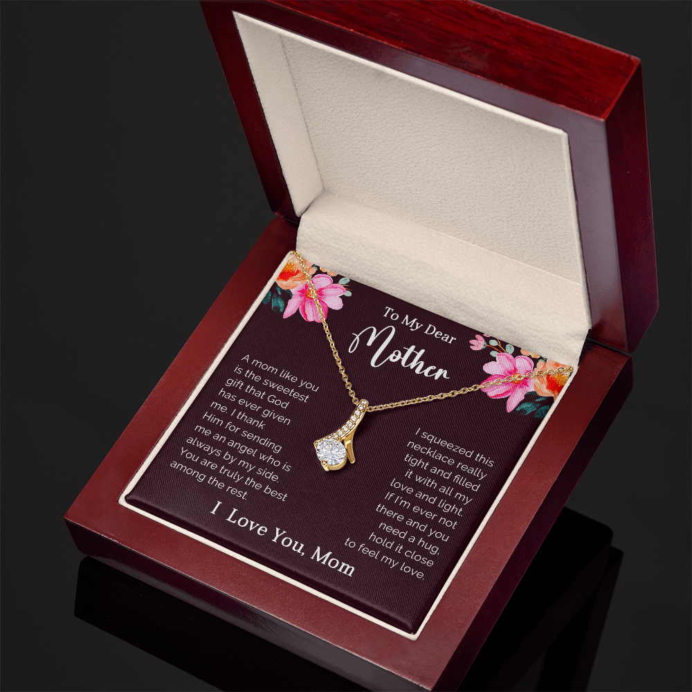 Alluring Beauty Pendant Necklace for Mother
