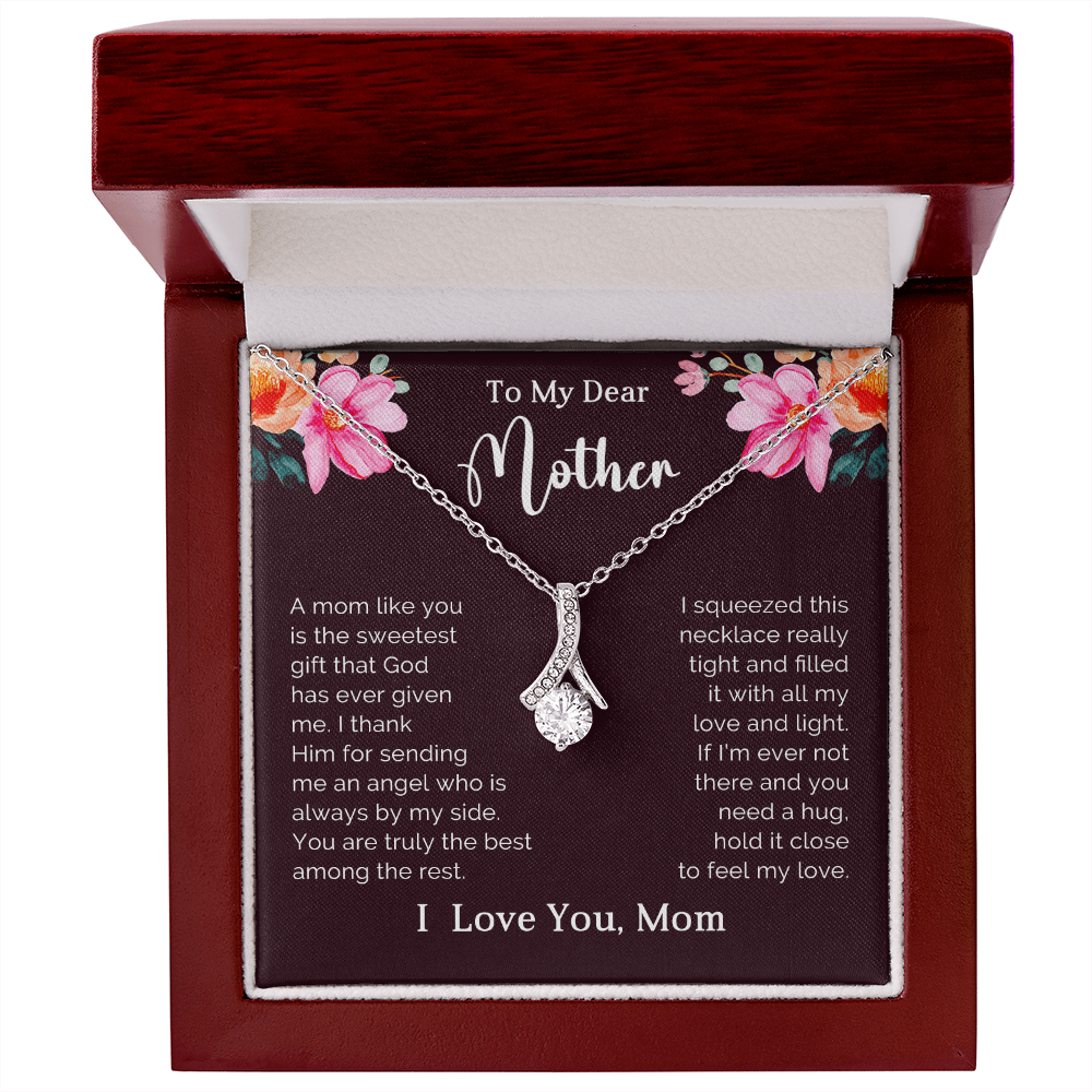 Alluring Beauty Pendant Necklace for Mother
